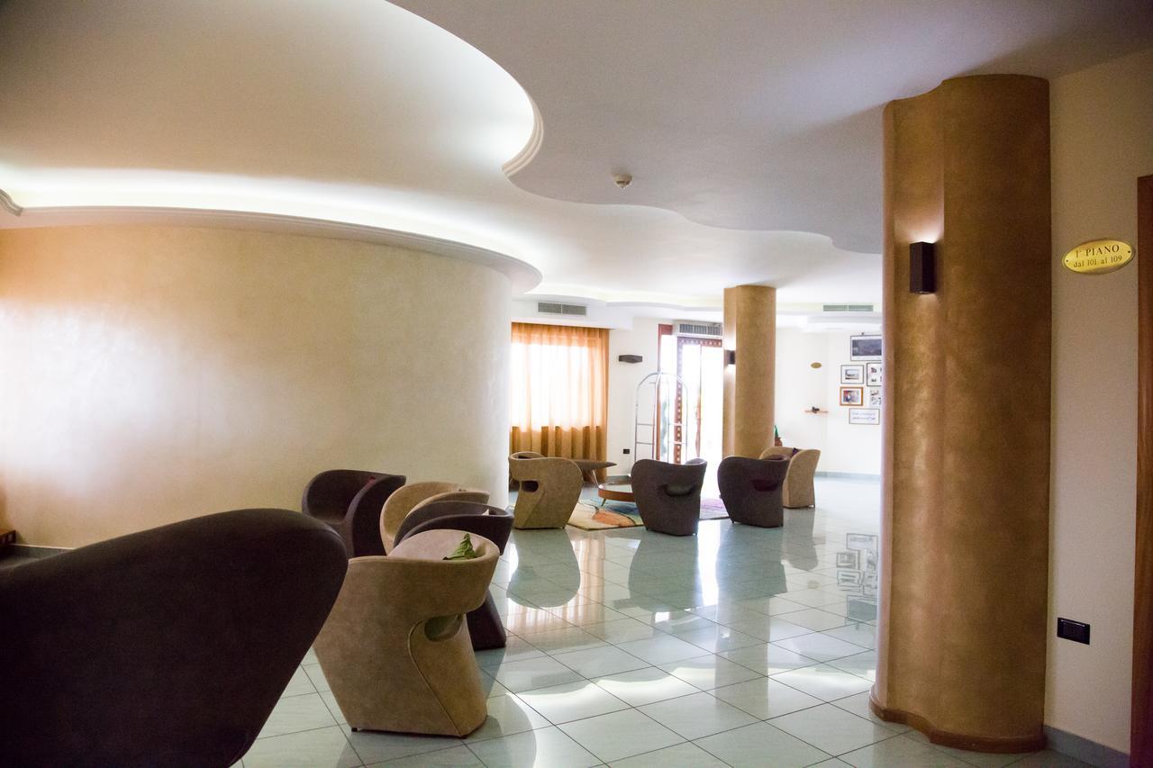 Hotel Agora Sure Hotel Collection By Best Western Lago Patria Luaran gambar
