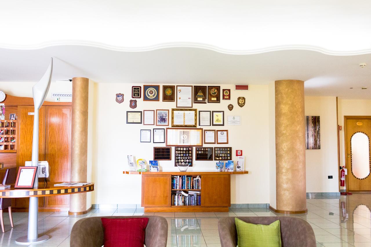 Hotel Agora Sure Hotel Collection By Best Western Lago Patria Luaran gambar